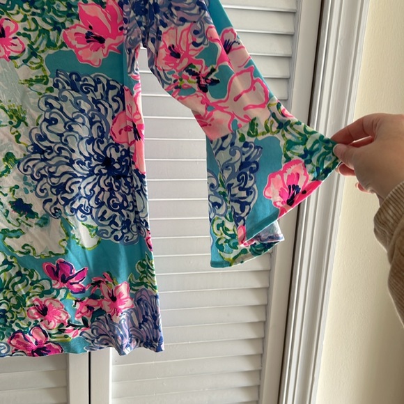 Lilly Pulitzer Bell Sleeve Top - Picture 2 of 4